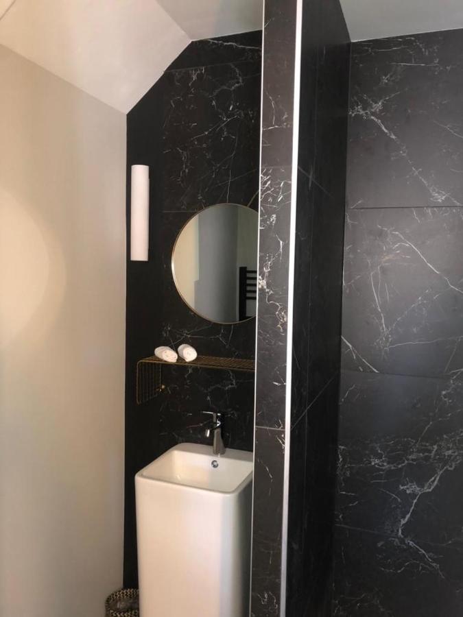Celect'In Lyon Suites Climatisees Skyview Εξωτερικό φωτογραφία