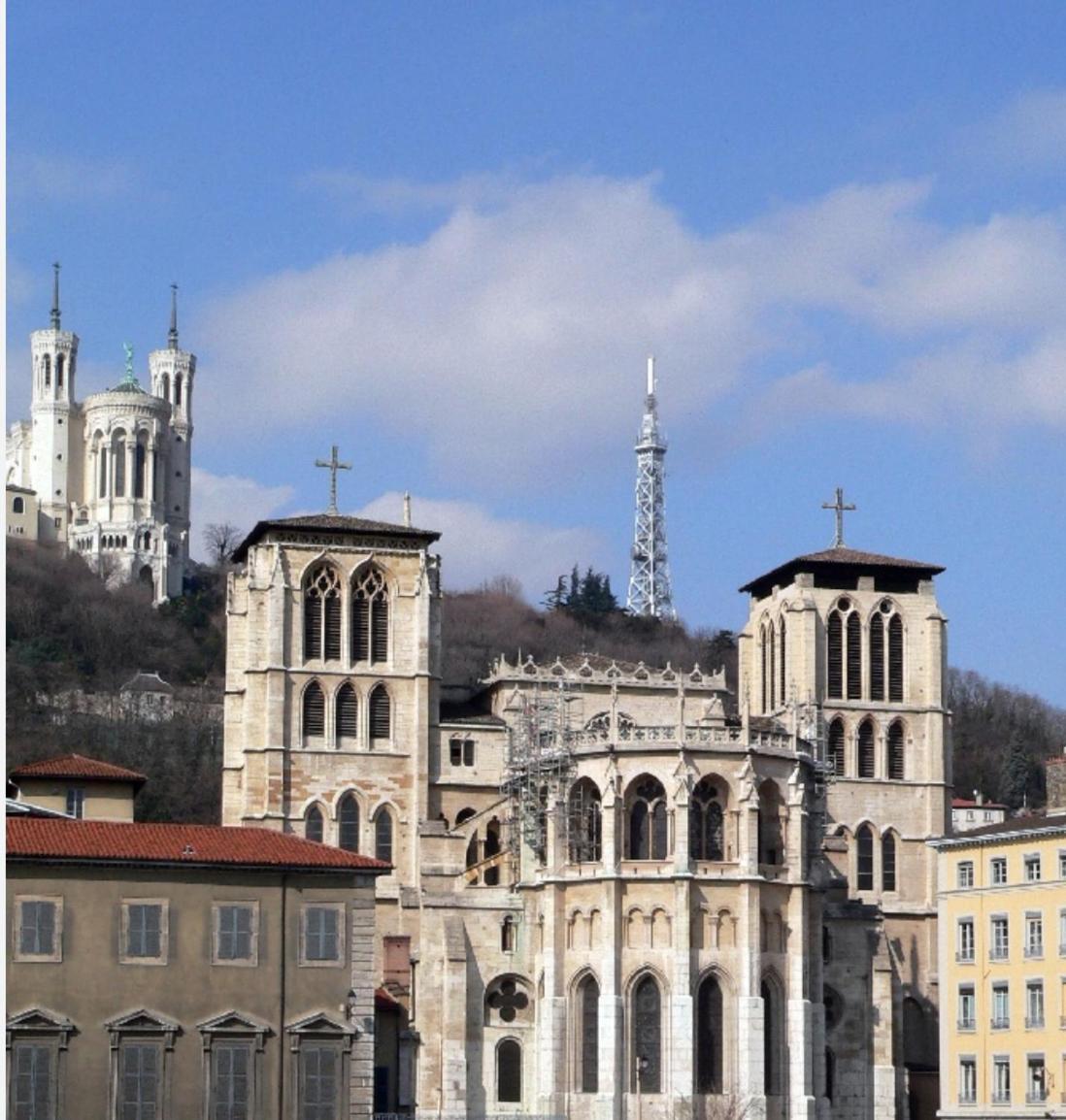 Celect'In Lyon Suites Climatisees Skyview Εξωτερικό φωτογραφία